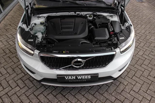 Volvo XC40 1.5 T3 Momentum Pro | 1e eigenaar | NL auto | Inc btw | Cruise control | Climate control | LED | Navigatie | Bluetooth | 18 inch | Trekhaak | Half leer | 163 pk / 10