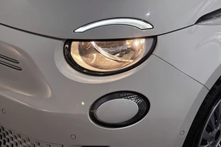 Fiat 500 3+1 Icon 42 kWh SOH 97% Achteruitrijcamera Apple CarPlay Stoelverwarming / 19