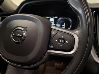 Volvo XC60 2.0 Recharge T6 AWD Pano H&K Leer Camera SOH 90% / 13