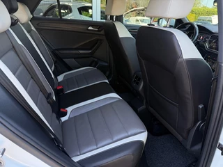 Volkswagen T-Roc 2.0 TSI 4Motion Sport - R-Line Pano Camera Leder Navi / 20