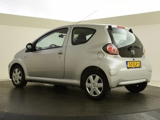 Toyota Aygo 1.0-12V Comfort Navigatie | 1e eigenaar | PDC / 7