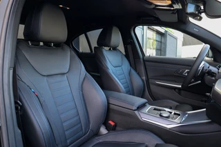 BMW 3 Series 330e | BTW | M-SPORT | ACC | HUD | 360 | MEMORY | KEYLESS | ELEK KOFFERKLEP | / 22