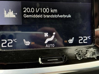Volvo V60 Inscription 2.0 T4 190PK Automaat Navigatie, Leder, Elektrische Voorstoelen, Keyless, Elektrische Kofferklep, Stoelverwarming, Parkeersensoren, Trekhaak 13P automatisch wegklapbaar / 31
