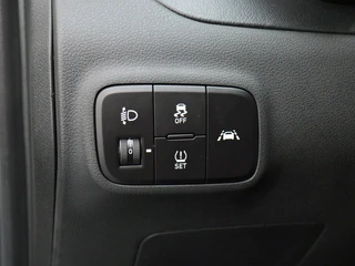 Hyundai i10 1.2 automaat | 15" LMV | Airco | Parkeersensoren / 21