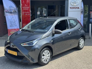Toyota Aygo FUN 5-DEURS NL-AUTO AIRCO CENTRALE VERGRENDELING