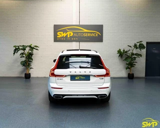 Volvo XC60 2.0 T8 Twin Engine AWD R-Design | Pano | Trekhaak zwenkbaar | Navi | Cam / 33