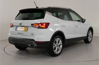 SEAT Arona 1.5 TSI EVO FR Business Intense  | 150 pk | Camera | Stl. verw. | Adaptive Cruise | / 7
