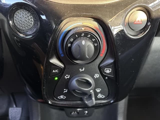 Citroën C1 1.0 VTi Feel / 12
