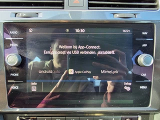 Volkswagen Golf 1.5 TSI Comfort Line Business | Automaat | Massagestoel | Adaptieve Cruise | Navigatie | Parkeersensoren | Bluetooth | Climate Control / 24