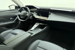 Peugeot 308 1.6 Plug-in Hybrid 180pk Automaat Allure Avantage | Navigatie | Apple Carplay/Android Auto | Achteruitrijcamera | Adapt. Cruise control | Climate control | Keyless entry | Stoel- en stuurverwarming / 15