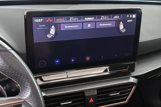 CUPRA Leon Sportstourer 1.4 e-Hybrid Business Panoramadak Stuur-Stoelverwarming Camera / 23