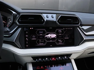 Lamborghini Urus 4.0 V8 Hybrid SE VERDE VIPER | DARK PACKAGE | CLASSICO LEDER | B&O 3-D  | CARBON-DAK | INTERIEUR- CARBON PAKKET | SOFT-CLOSE | 360° CAMERA | HEAD-UP | STOELVERK. | ADAPT. CRUISE | 5 JAAR GARANTIE | FULL OPTIONS!! / 7