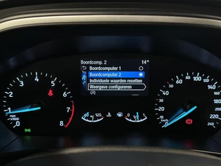 Ford Focus 1.0 EcoBoost Hybrid Trend Edition Business CAMERA / 26