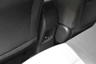 KIA Stonic 1.0 T-GDi MHEV 100pk DCT7 DynamicPlusLine / 15