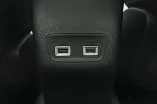 Peugeot 2008 1.2 PureTech Allure Pack Apple carplay/Android auto | Achteruitrijcamera | Automatische airco | Cruise control | LED verlichting | Lichtmetalen velgen 17'' | / 30