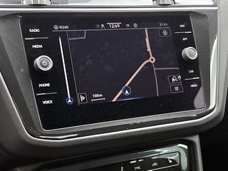 Volkswagen Tiguan 1.5 TSI Life Business | Camera | Stoel-/Stuurverwarming | Adaptive Cruise | CarPlay | / 26