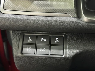 Honda Civic 1.0 i-VTEC Executive|PANO|KEYLESS|LANE ASSIST / 25