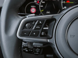 Porsche Cayenne 3.0 E-Hybrid Sport-Chrono|Stoelverwarming|Bose|Nachtzicht|360 Camera|Elektr. Achterklep|Stuurverwarming / 7