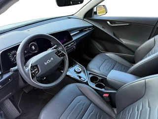 Kia Niro EV Edition Advanced 64.8 kWh | Camera | Keyless | Navi | Stoel + Stuurverwarming | Blindspot | Apple Carplay | Android Auto | Fabrieksgarantie t/m 03-2031 + 3 jaar verlengd tot 03-2034 | / 10