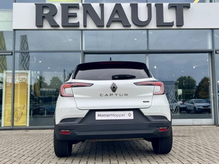 Renault Captur 1.6 E-Tech Full Hybrid 145 Techno  | Stoel+Stuurverwarming | Climate Control | Draadloze Telefoonlader | Camera + Sensoren | Two-Tone | Apple CarPlay/Android Auto / 8