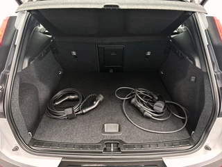 Volvo XC40 1.5 T4 Recharge | Apple/Carplay | Elek.Kofferklep | Camera / 19