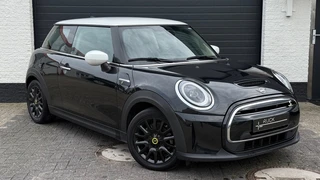 Mini Electric L33 kWh Premium | 96% SOH | CarPlay | Stoelverwarming / 7