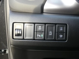 Suzuki Vitara 1.4 Boosterjet Smart Hybrid Select Nieuwe auto! € 1.850,- korting. 10 jAAR GARANTIE! Apple Carpl/Andr Auto, Cruise & Climate Control, Camera / 12