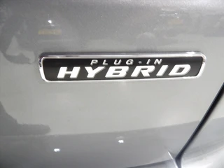 Ford Kuga 2.5 PHEV e-CVT 225pk ST-Line X / 17
