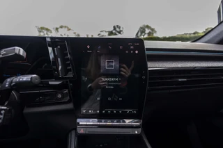 Renault Espace E-Tech full hybrid 200 techno 7p. | Trekhaak | Camera | ACC / 31