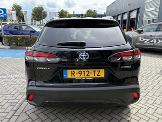Toyota Corolla Cross 2.0 High Power Hybrid First Edition 1E-EIGENAAR NL-AUTO PARK-SENSOREN BLIND-SPOT STOELVERW APPLE/ANDROID DRAADLOOS-LADEN CAMERA ELEK-KLEP LM-VELGEN AD-CRUISE KEYLESS / 7