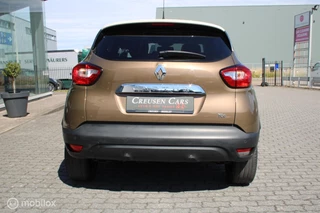 Renault Captur 1.2 TCe Iconic/Leder/Stoelverw/Navi/Cam/Tel/ / 11