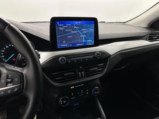 Ford Focus 1.0 EcoBoost Trend Edition Business CAMERA CARPLAY NAVI LM. / 27