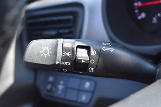 Kia Stonic 1.0 T-GDi DynamicLine 1e Eigenaar | Navigatie | Camera | 12 mnd BOVAG garantie | Whatsapp 06-53188999 / 11