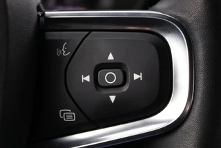 Volvo XC40 2.0 B4 MHEV R-Design Leder l 360° Camera l Harman l Adaptive l VOL OPT / 20