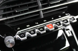 Peugeot 208 1.2 PureTech 131PK GT-Line  | Panoramadak | 3D Cockpit | BLIS | Navigatie / 31