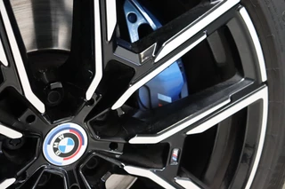 BMW 4 Serie Gran Coupé 420i High Executive M Sport Pakket Automaat  / Live Cockpit Professional / Schuif-/kanteldak / Leder / DAB / Stoelverwarming / 19 Inch / Shadow Line / Active Cruise Control / LED / M Sportremsysteem / Achteruitrijcamera / Extra Getint Glas / 10