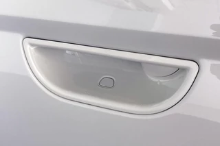 Fiat 500 C Icon 42 kWh Stoelverwarming 17'' Diamantfinish Velgen Cruise control / 19