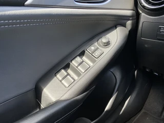 Mazda CX-3 2.0 SkyActiv-G 120 GT-M AUT  | navigatie | trekhaak | leder interieur | head up display | camera | apple carplay / 23