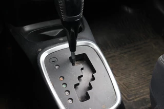 Toyota Yaris 1.5 HYBRID DYNAMIC APPLE/ANDROID KEYLESS CLIMA CAMERA / 17