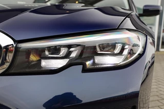 BMW 3-serie Touring 318i Business Edition Plus|Leder|Automaat|Individual|Navi|Apple carplay/Android auto|Cruise| / 29