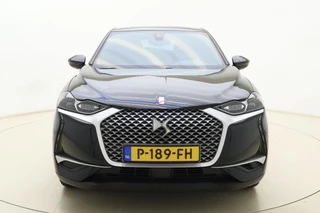 DS 3 Crossback E-Tense Performance Line+ 50 kWh | Navigatie | Camera | Keyless | Lichtmetalen velgen | Parkeersensoren | Extra getint glas / 7