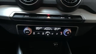 Audi Q2 30 TFSI Epic LED Navigatie Climate Control Parkeersensoren / 8