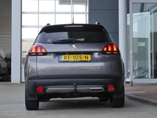 Peugeot 2008 1.2 PureTech GT-line | 110PK | Trekhaak | Achteruitrijcamera | 17 inch lichtmetalen velgen | Apple carplay/Andriod auto | Dakrails | Climate control | Cruise control / 4