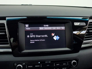 Kia Niro 1.6 GDi Hybrid DynamicLine | Trekhaak | All-seasonsbanden | Navigatie / 31
