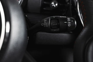 MINI Clubman 2.0 JCW ALL4 Chili  | S/K-Panodak | Adapt. Cruise | Stoelverw. | PDC | Camera | NAV + App.Connect | ECC | Harman Kardon | LM 19" | / 52