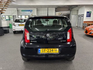 Skoda Citigo 1.0 Greentech Active / NL-auto, Radio, AUX, CD-speler / 8