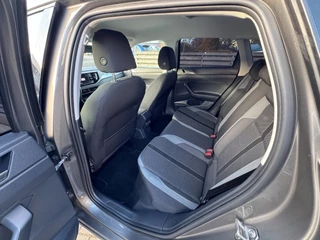 Volkswagen Polo 1.0 TSI Highline / ACC / Clima / ParkPilot / DRC / NL Auto met NAP . / 23