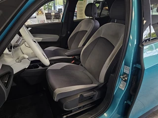 Volkswagen ID.3 First Plus 58 kWh Geen import | Trekhaak | Camera | SOH 92% / 21
