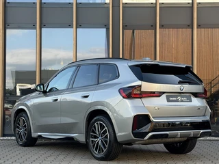 BMW X1 xDrive25e M-sport Camera | Panorama-dak | Keyless | / 8