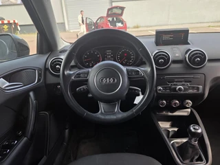 Audi A1 Sportback 1.0 TFSI Adrenalin / 5